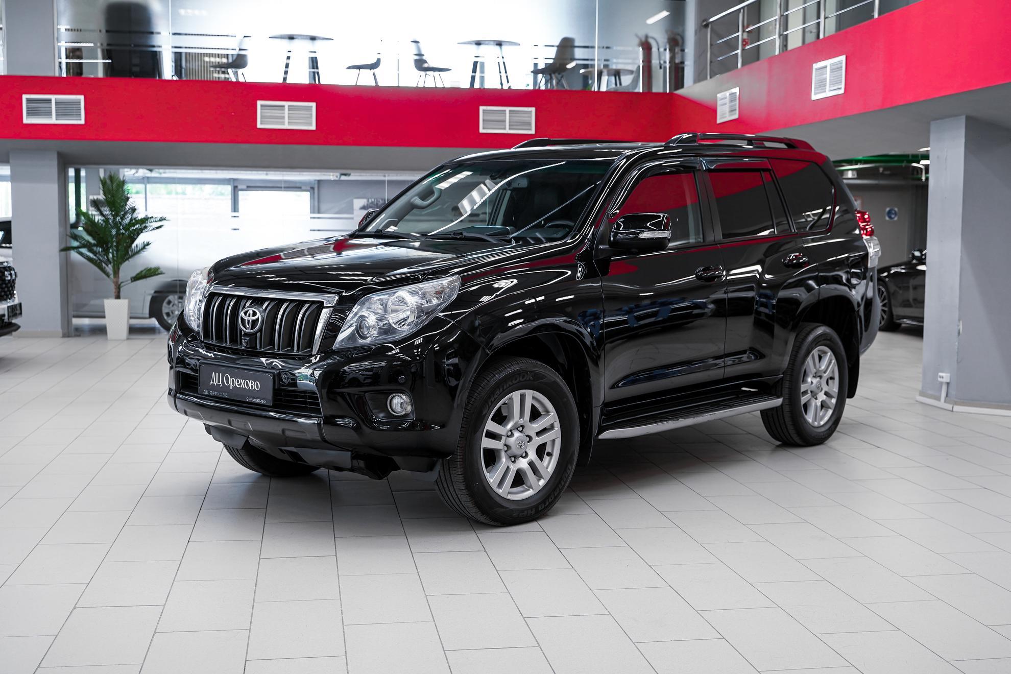 Toyota Land Cruiser Prado 2012, черный, ДЦ Орехово