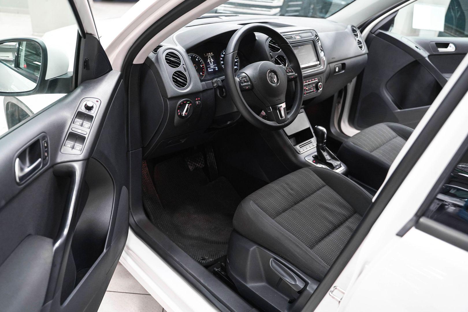 Volkswagen Tiguan 2013, белый, ДЦ Орехово
