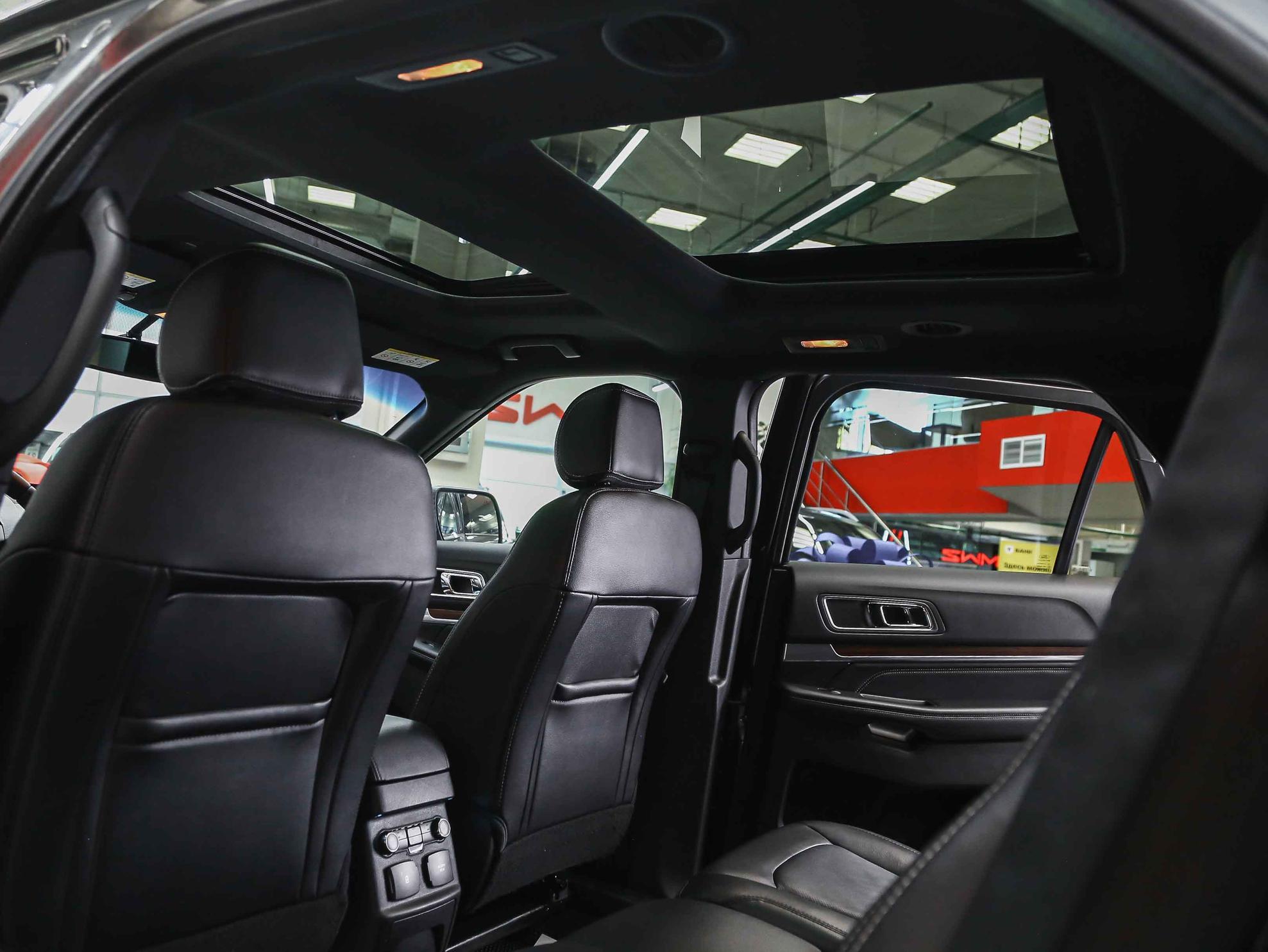 Ford Explorer 2017, серый, ДЦ Орехово