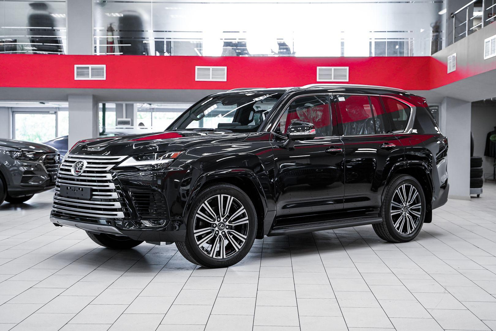 Lexus LX 2024, черный, ДЦ Орехово