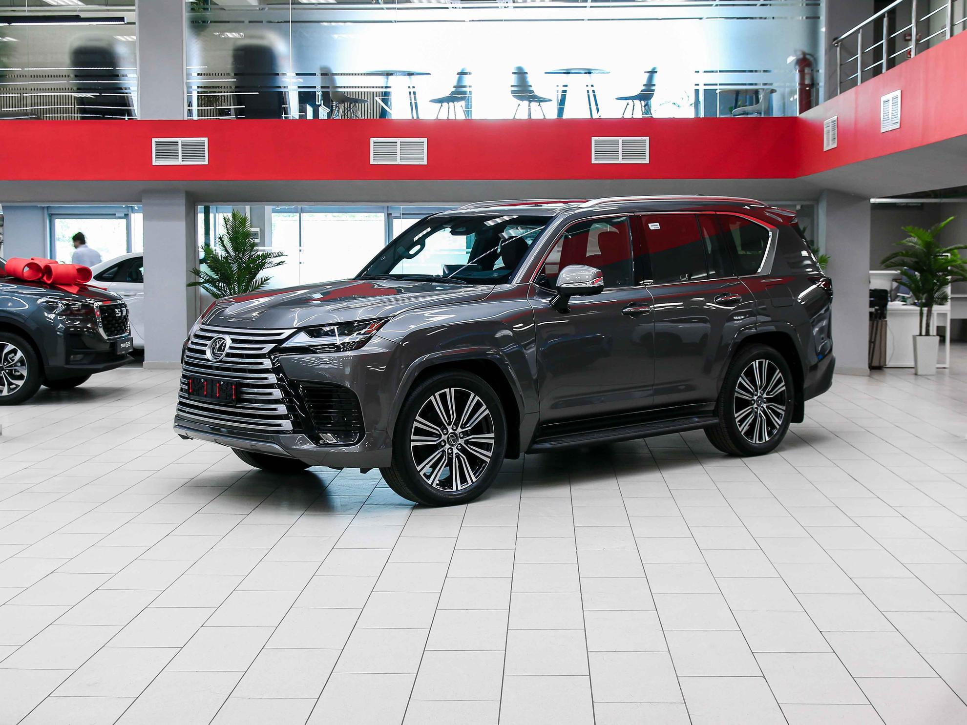 Lexus LX 2026, серый, ДЦ Орехово