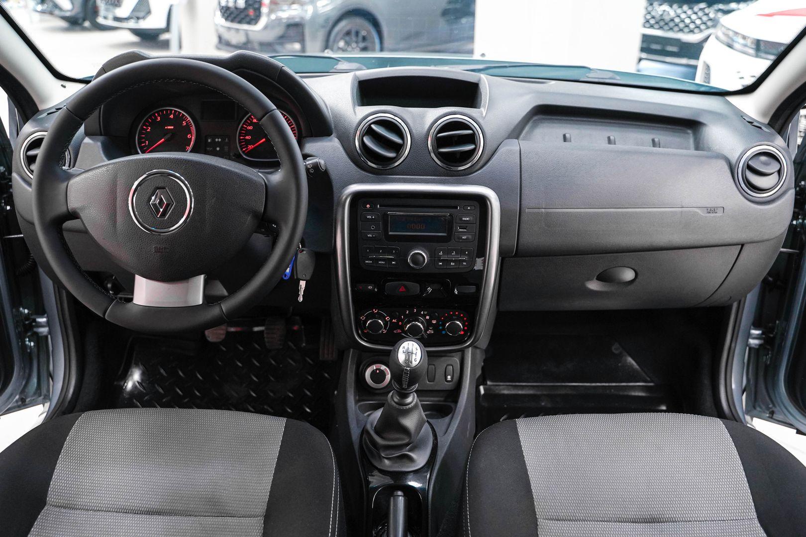 Renault Duster 2012, серый, ДЦ Орехово