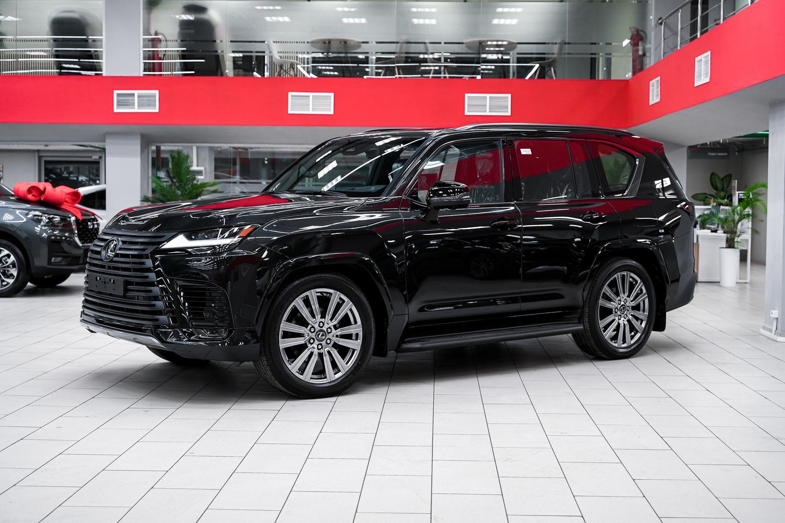Lexus LX 2025, черный, ДЦ Орехово