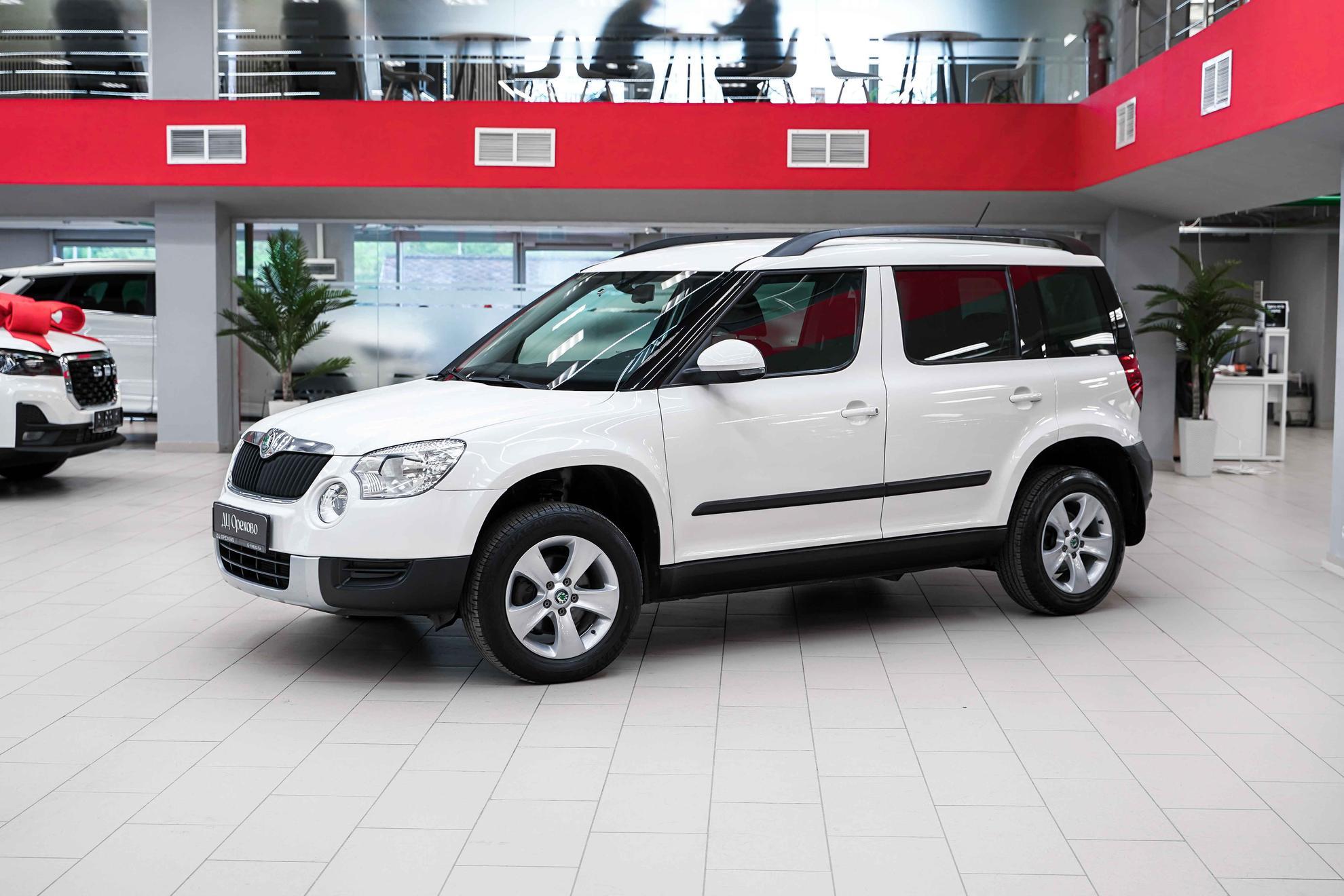 Skoda Yeti 2013, белый, ДЦ Орехово