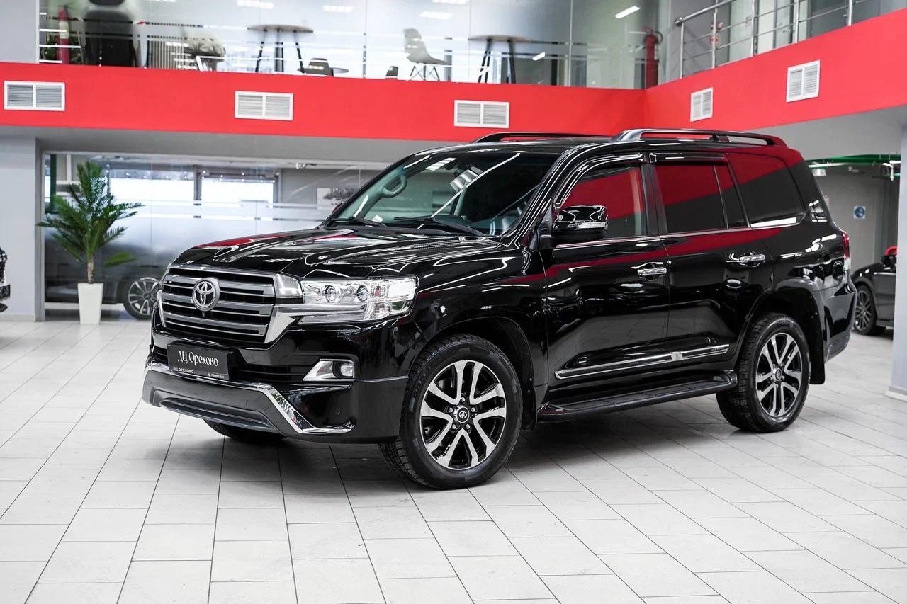 Toyota Land Cruiser 2015, черный, ДЦ Орехово