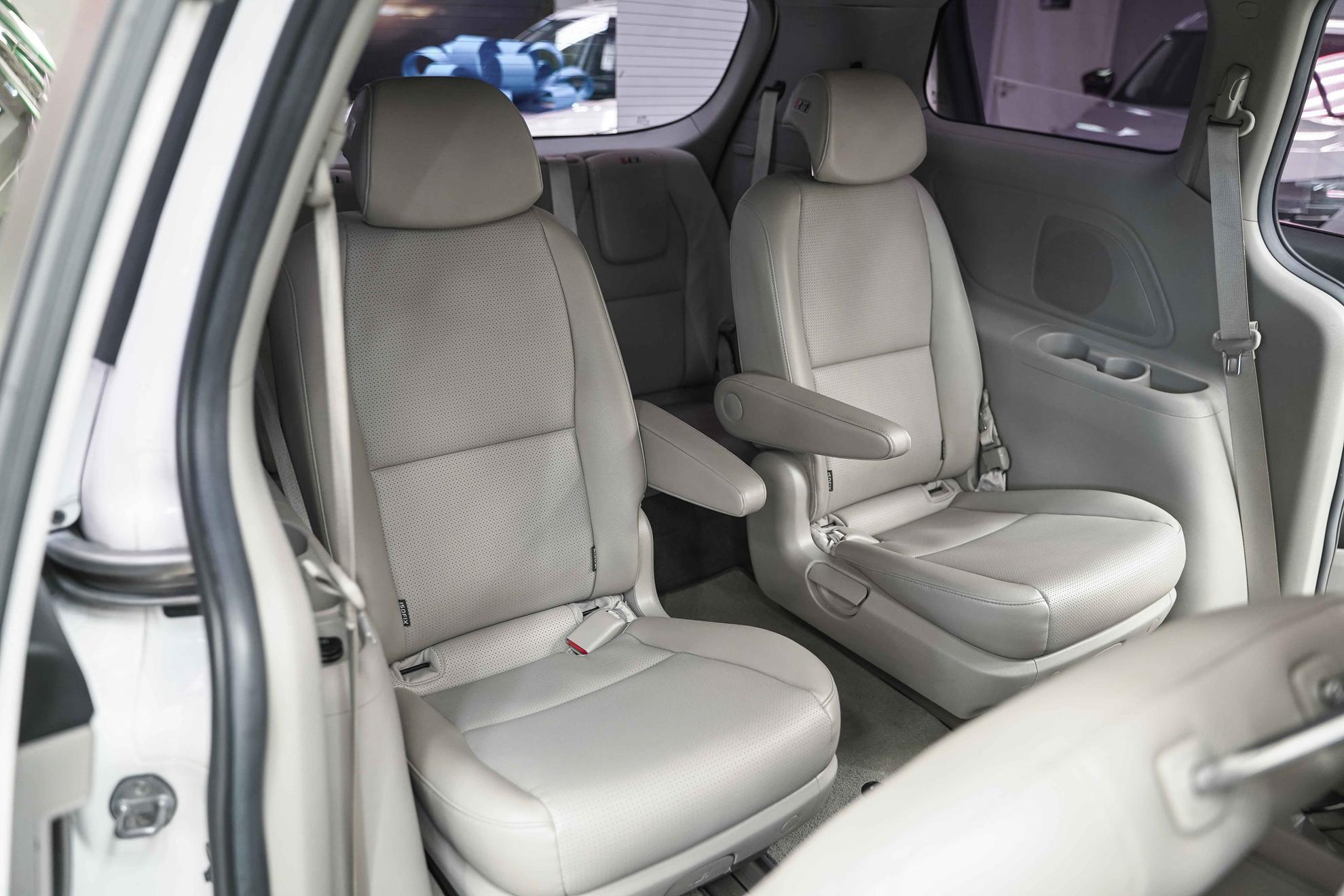 Kia Carnival 2019, белый, ДЦ Орехово
