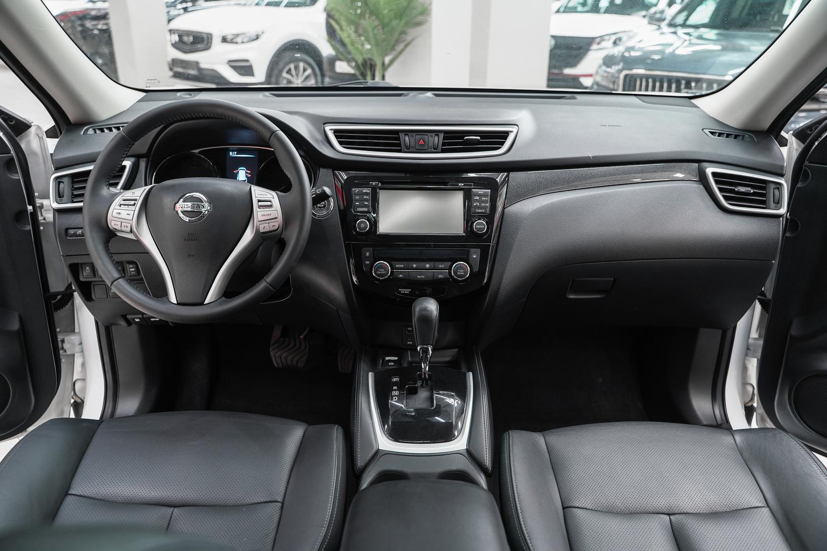 Nissan X-Trail 2015, белый, ДЦ Орехово