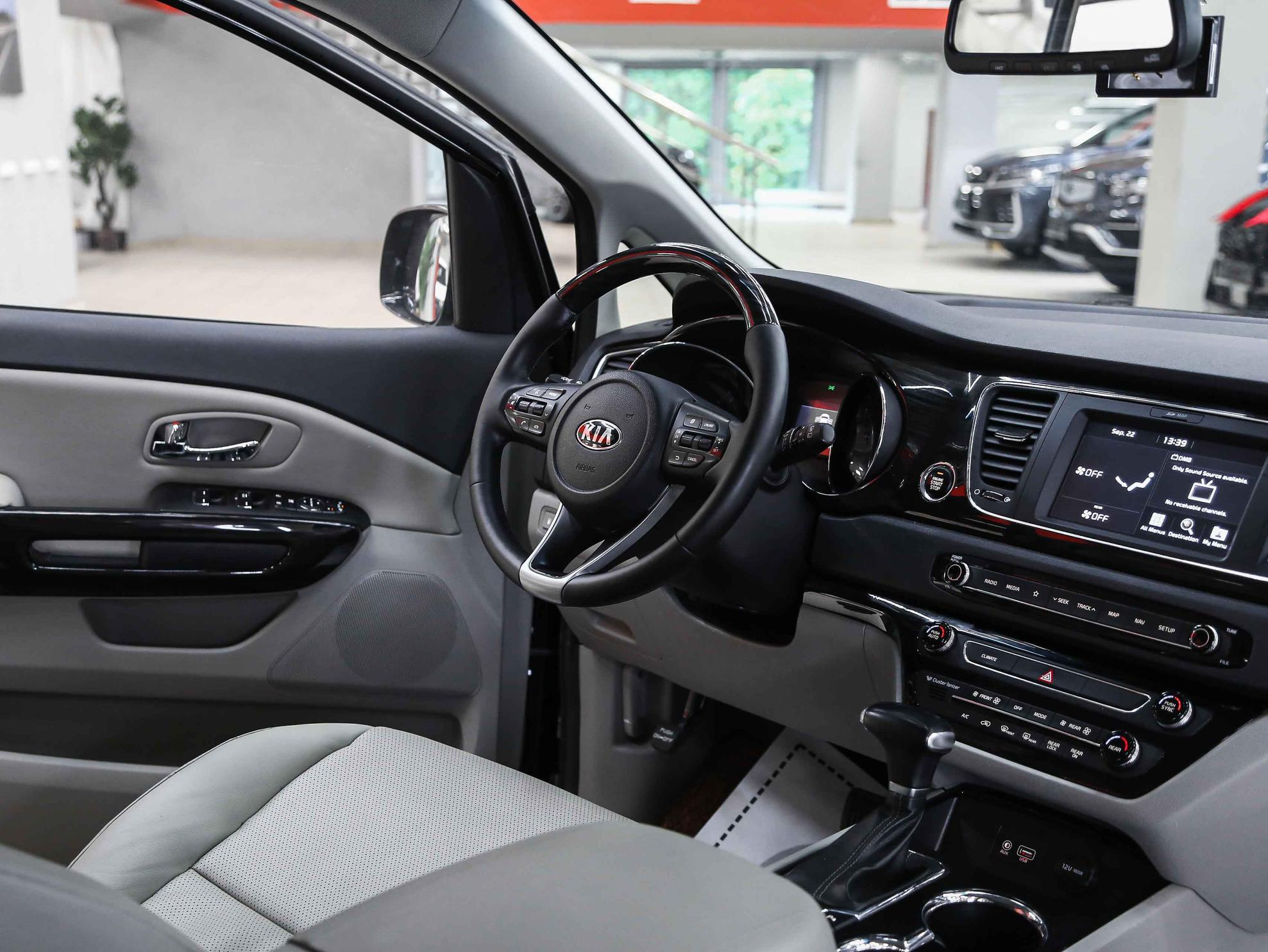 Kia Carnival 2018, черный, ДЦ Орехово