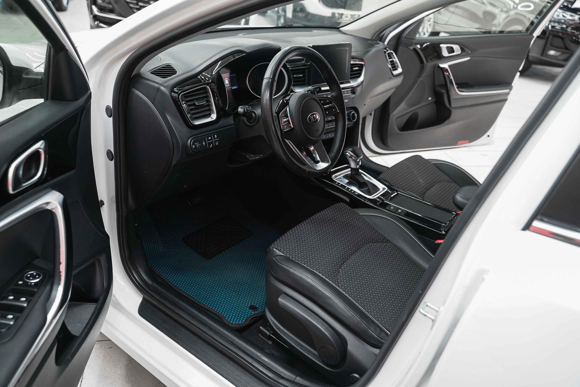 Kia Ceed 2019, белый, ДЦ Орехово