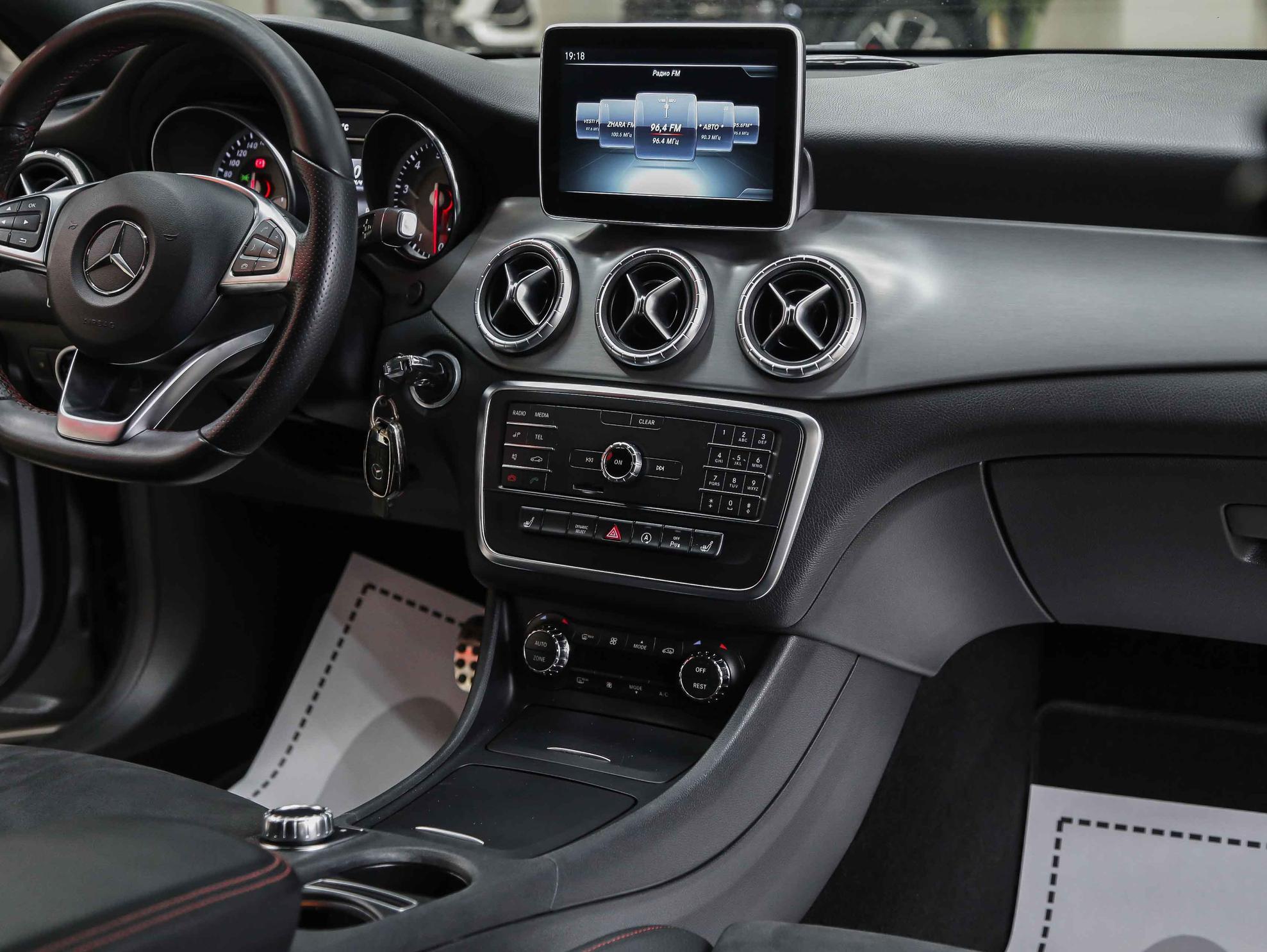 Mercedes-Benz CLA 2016, серый, ДЦ Орехово