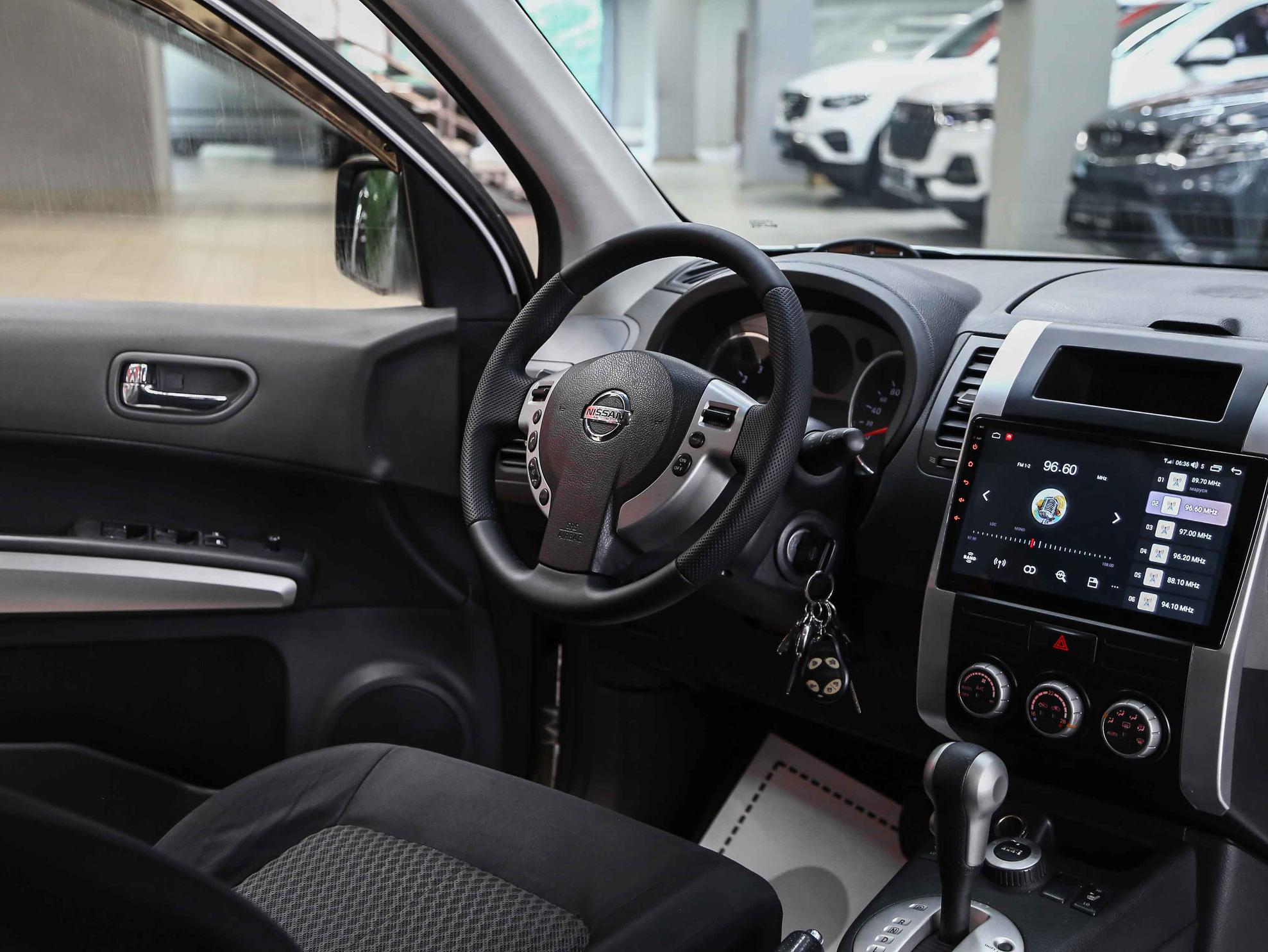 Nissan X-Trail 2007, серебряный, ДЦ Орехово