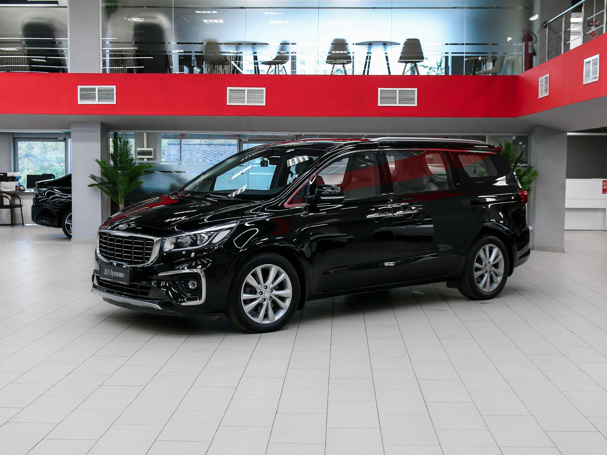 Kia Carnival 2018, черный, ДЦ Орехово