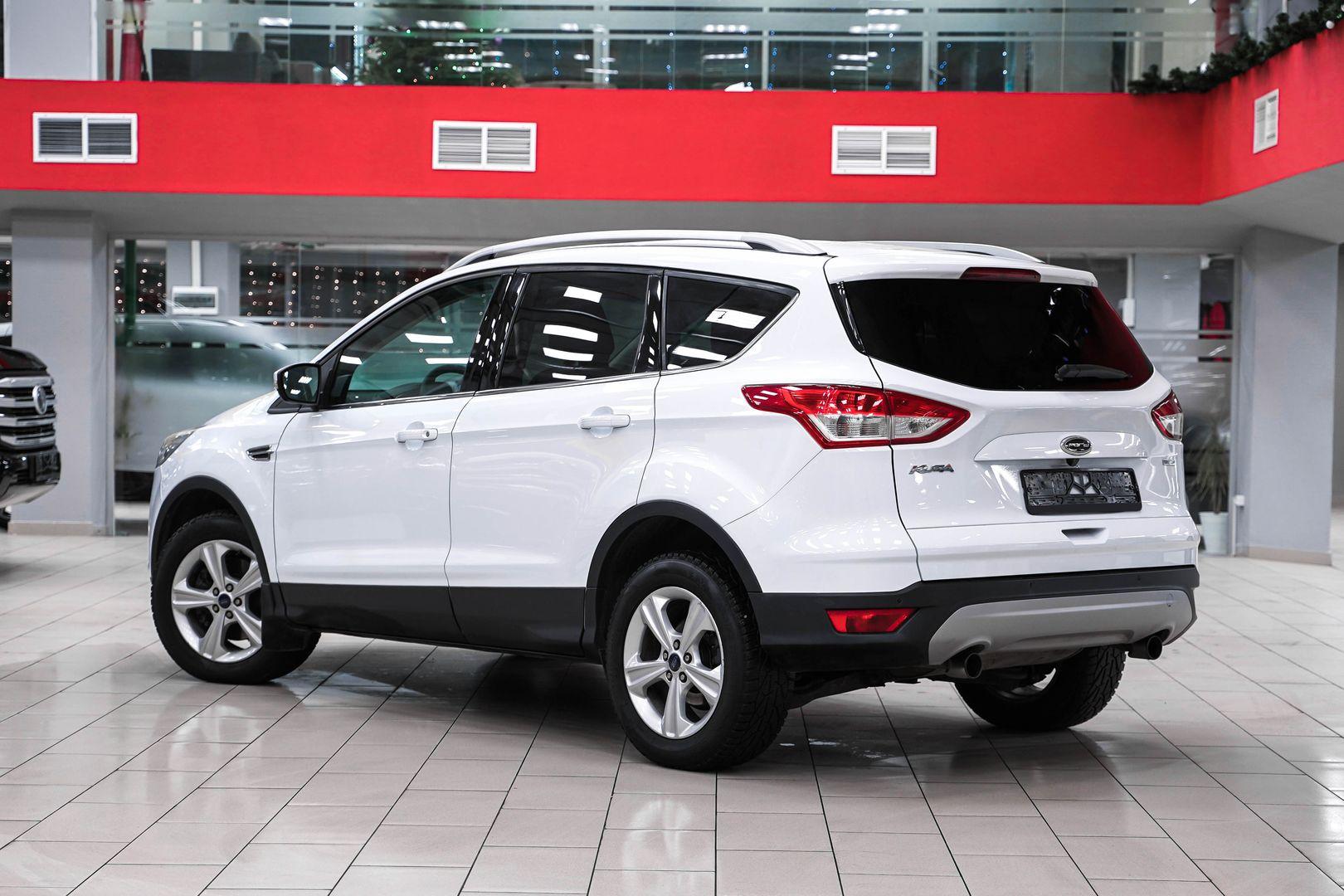 Ford Kuga 2015, белый, ДЦ Орехово