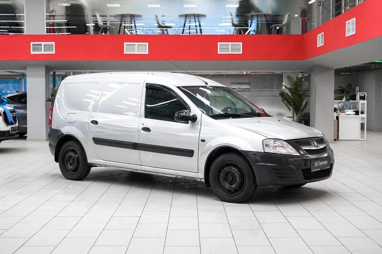 LADA (ВАЗ) Largus 2015, серебряный, ДЦ Орехово