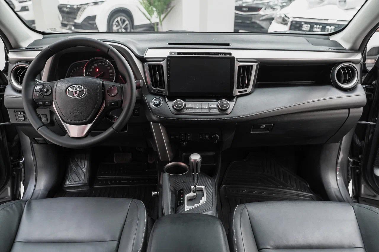 Toyota RAV4 2015, серый, ДЦ Орехово