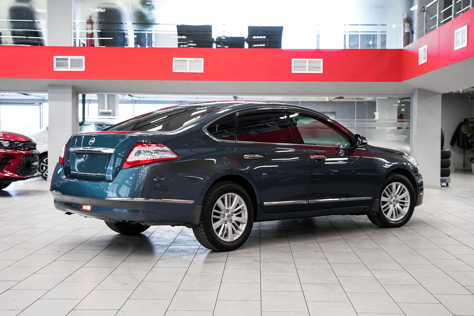 Nissan Teana 2012, синий, ДЦ Орехово
