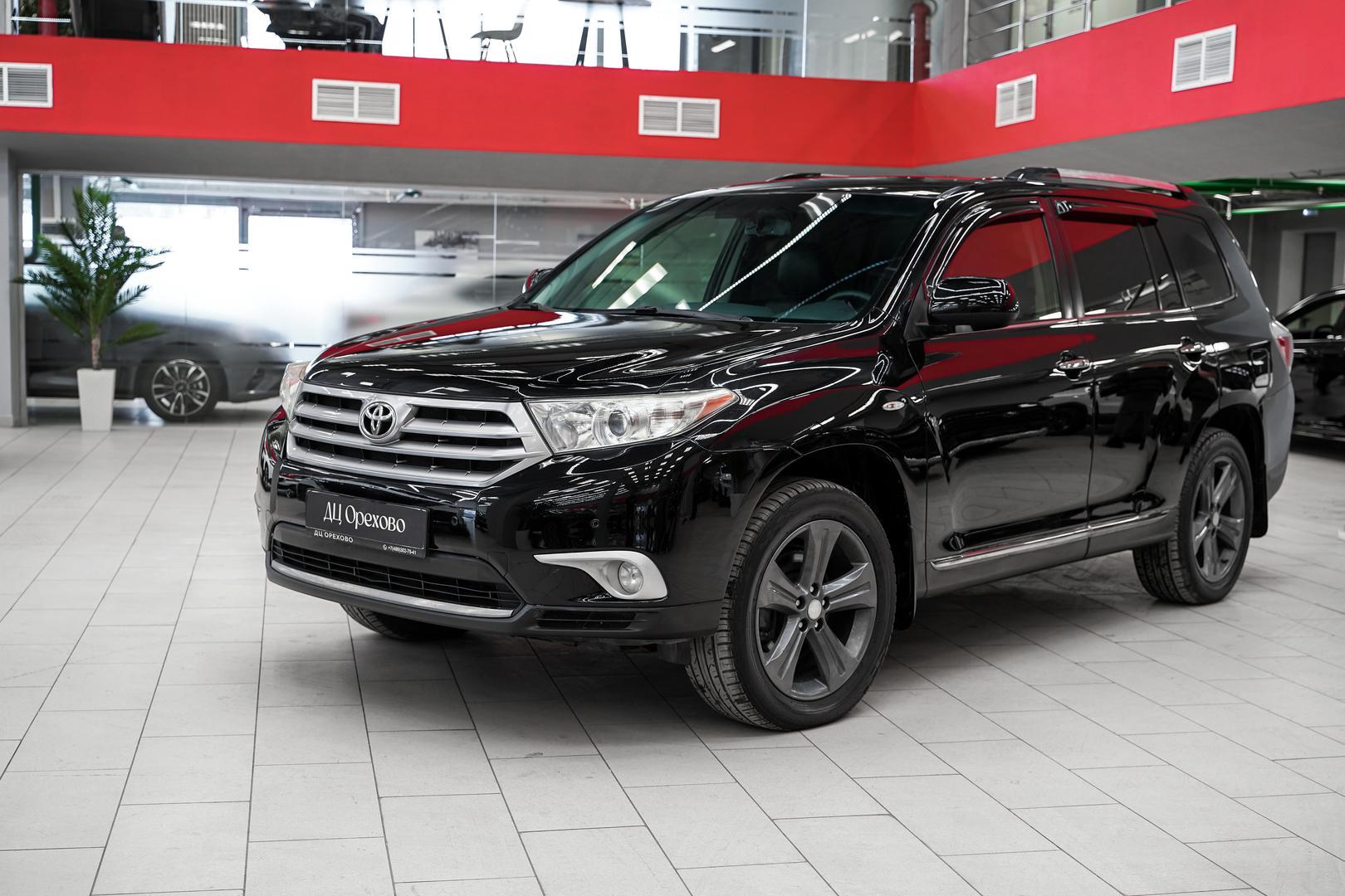 Toyota Highlander 2012, черный, ДЦ Орехово