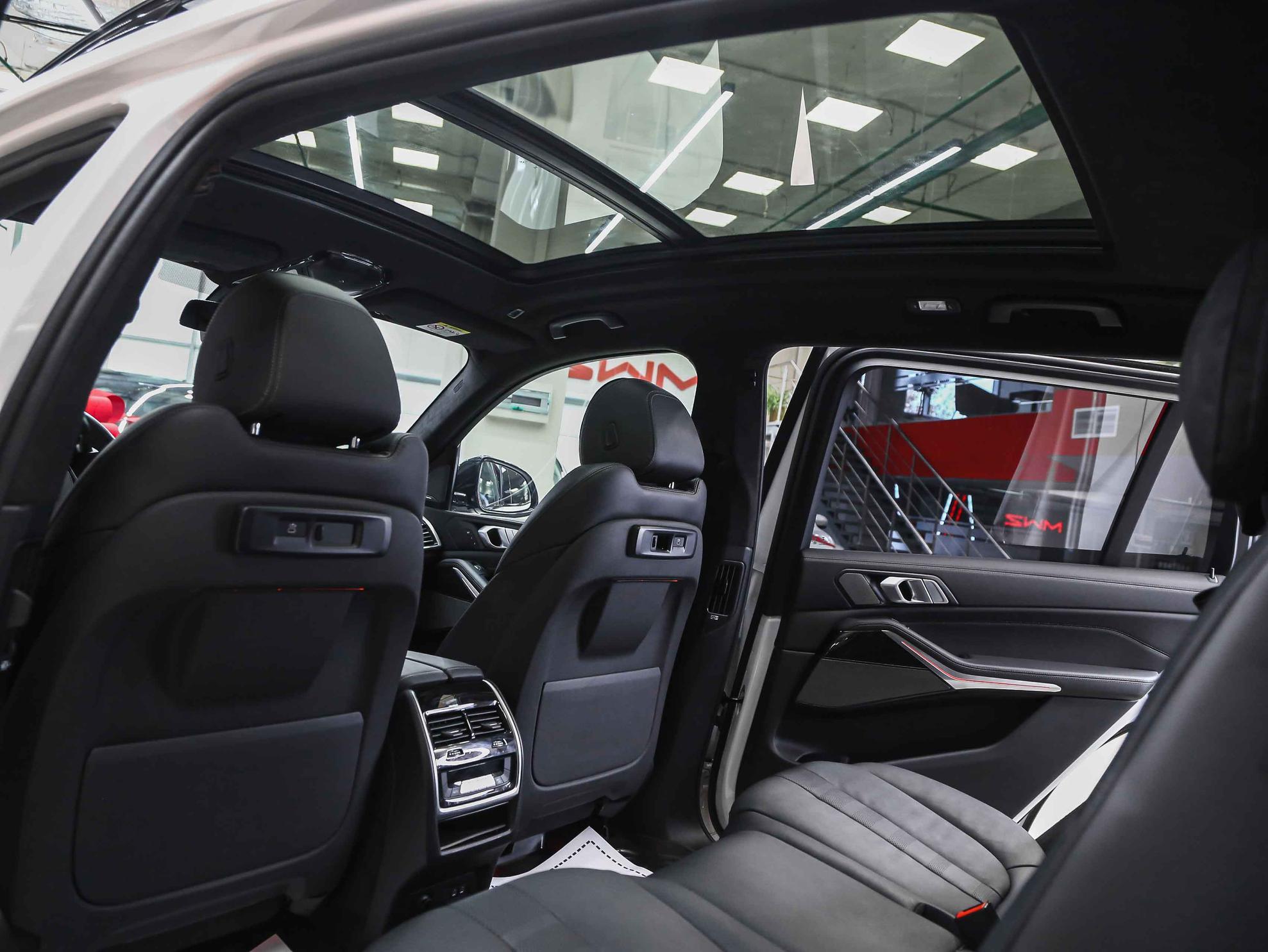 BMW X7 2020, белый, ДЦ Орехово
