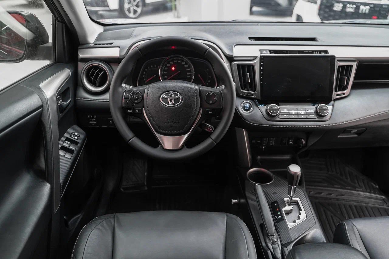 Toyota RAV4 2015, серый, ДЦ Орехово