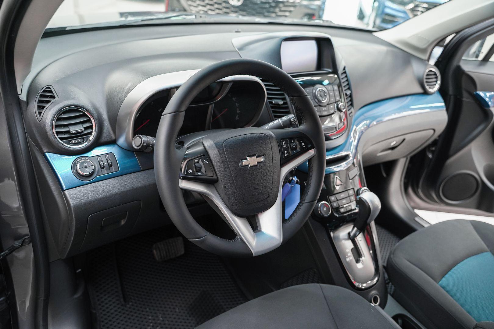 Chevrolet Orlando 2012, серый, ДЦ Орехово