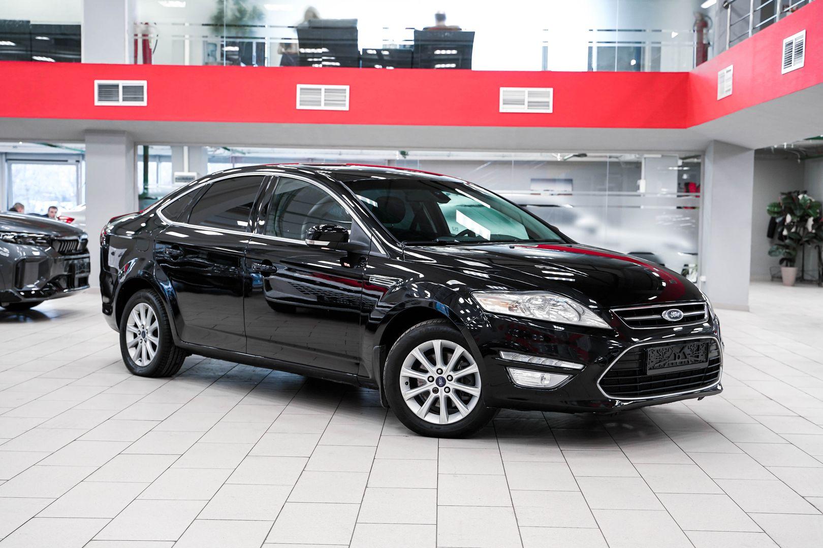 Ford Mondeo 2013, черный, ДЦ Орехово