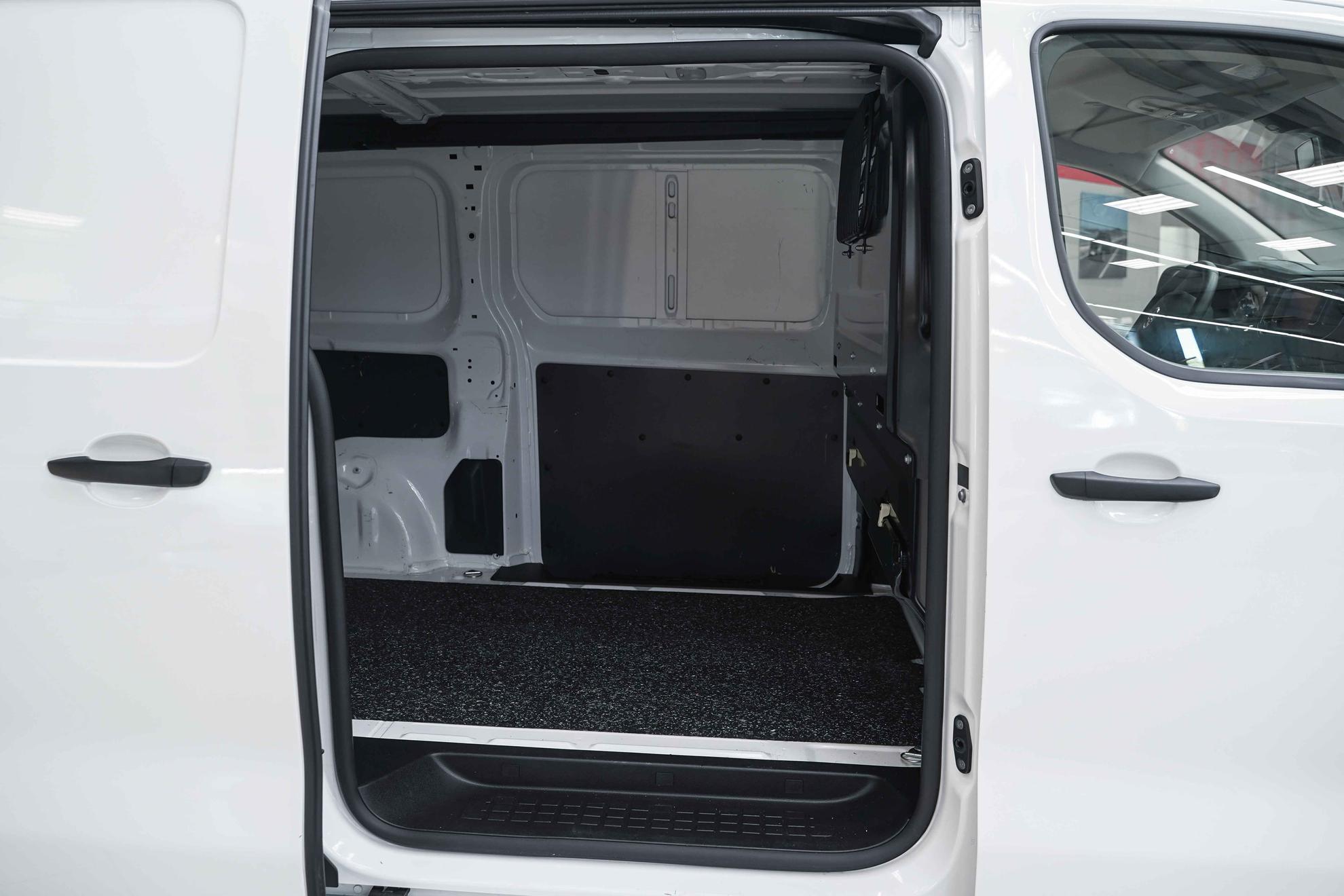 Toyota ProAce 2022, белый, ДЦ Орехово