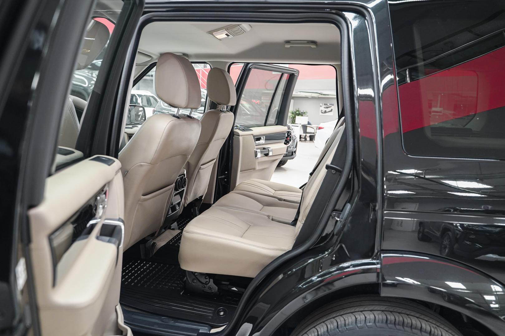 Land Rover Discovery 2012, черный, ДЦ Орехово