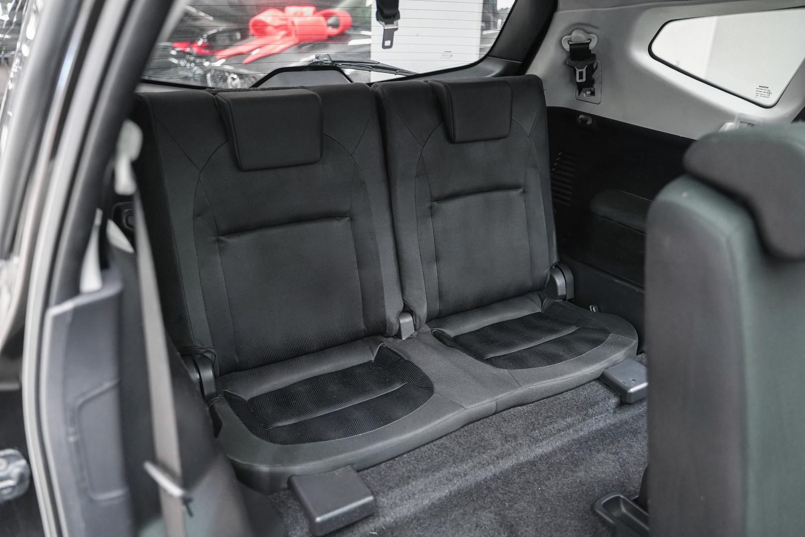Nissan Qashqai+2 2010, черный, ДЦ Орехово