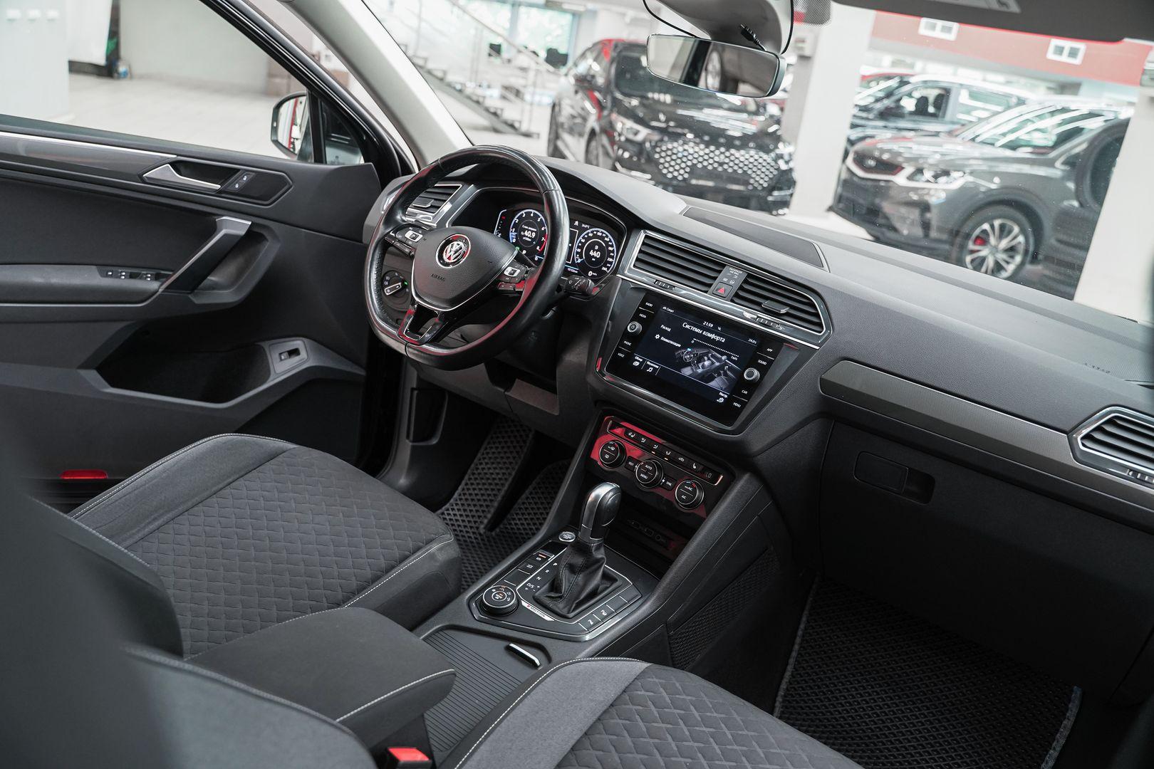 Volkswagen Tiguan 2019, черный, ДЦ Орехово