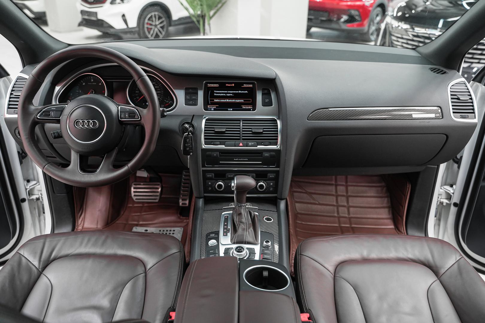 Audi Q7 2012, белый, ДЦ Орехово