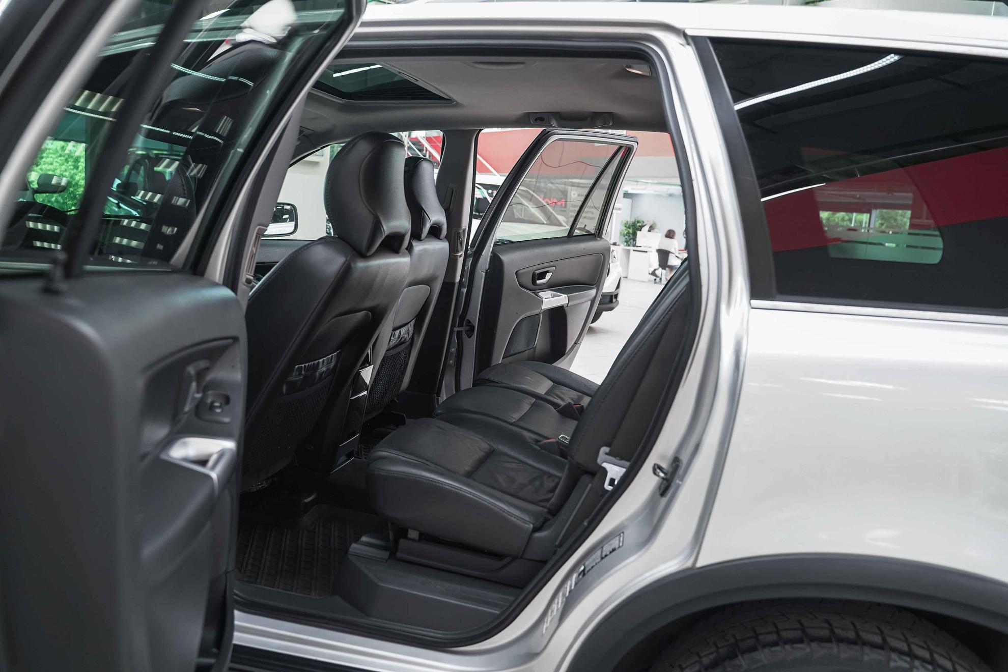 Volvo XC90 2003, серый, ДЦ Орехово