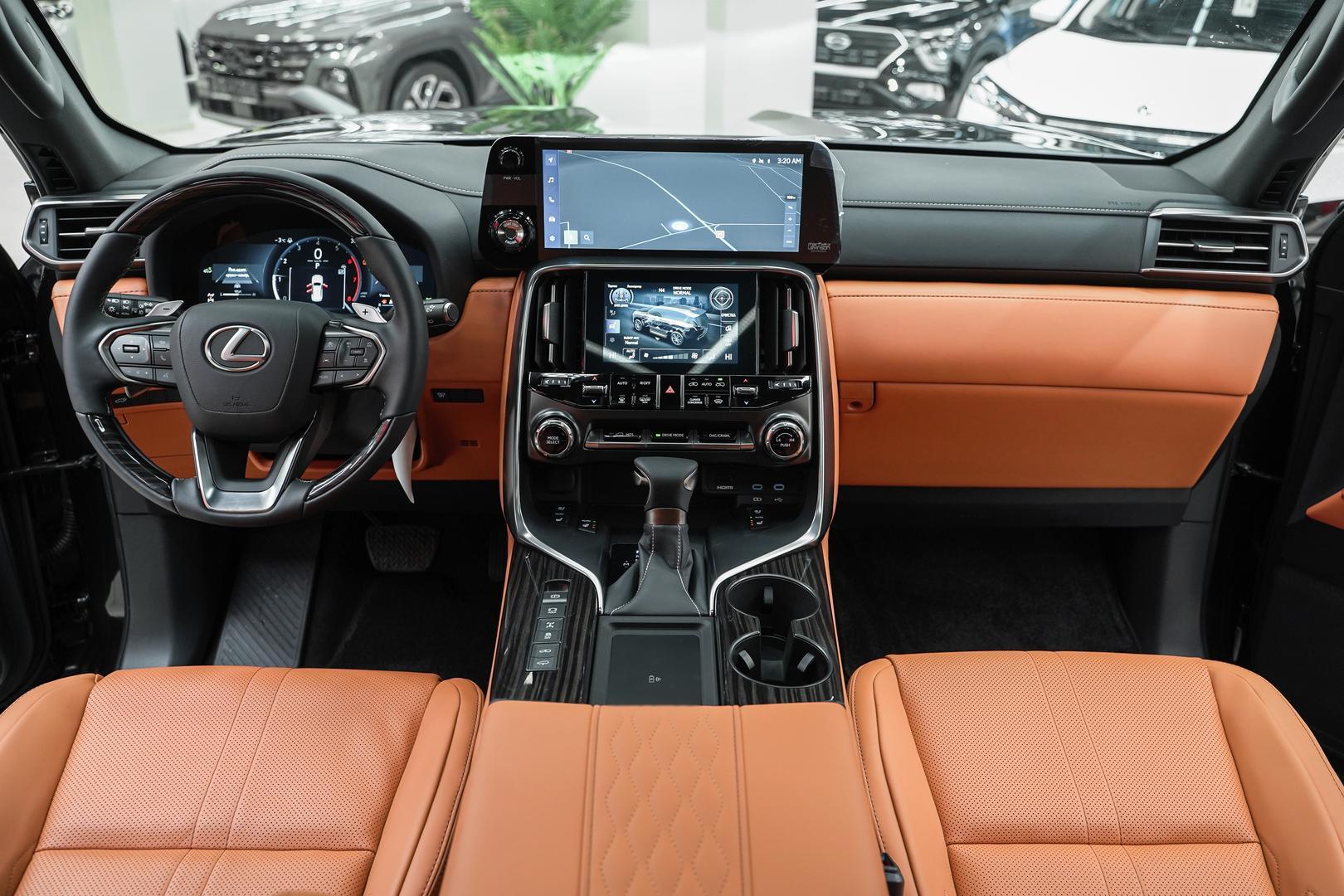Lexus LX 2025, черный, ДЦ Орехово