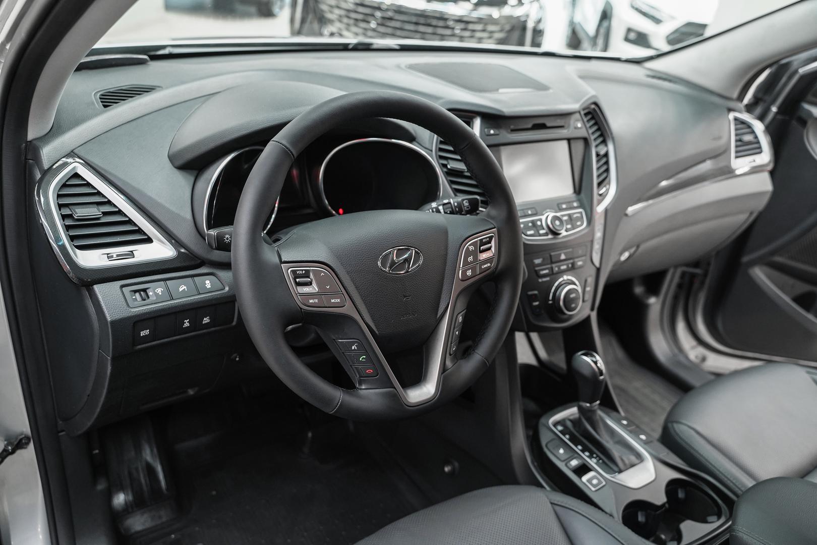 Hyundai Santa Fe 2015, серый, ДЦ Орехово