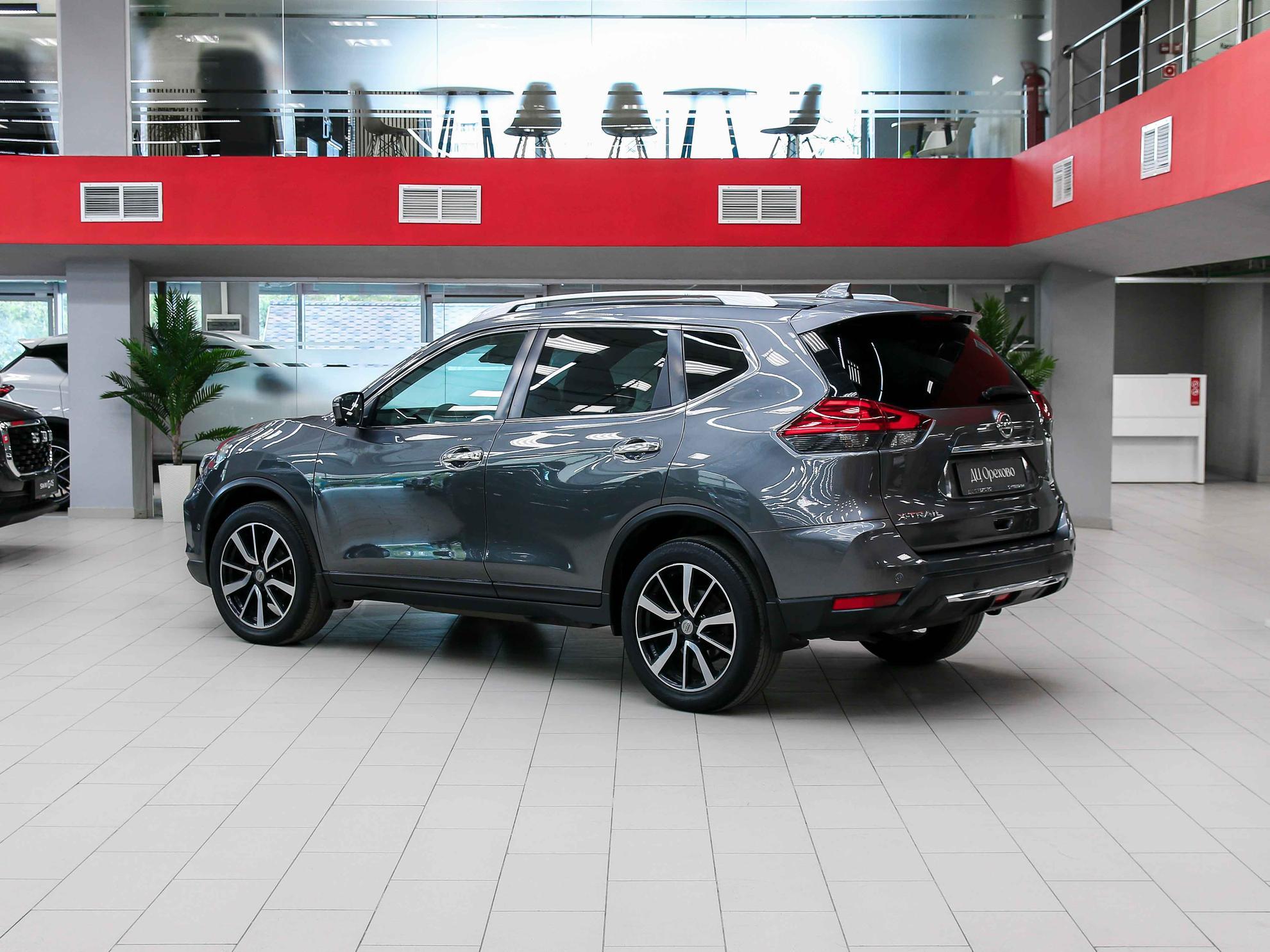 Nissan X-Trail 2018, серый, ДЦ Орехово