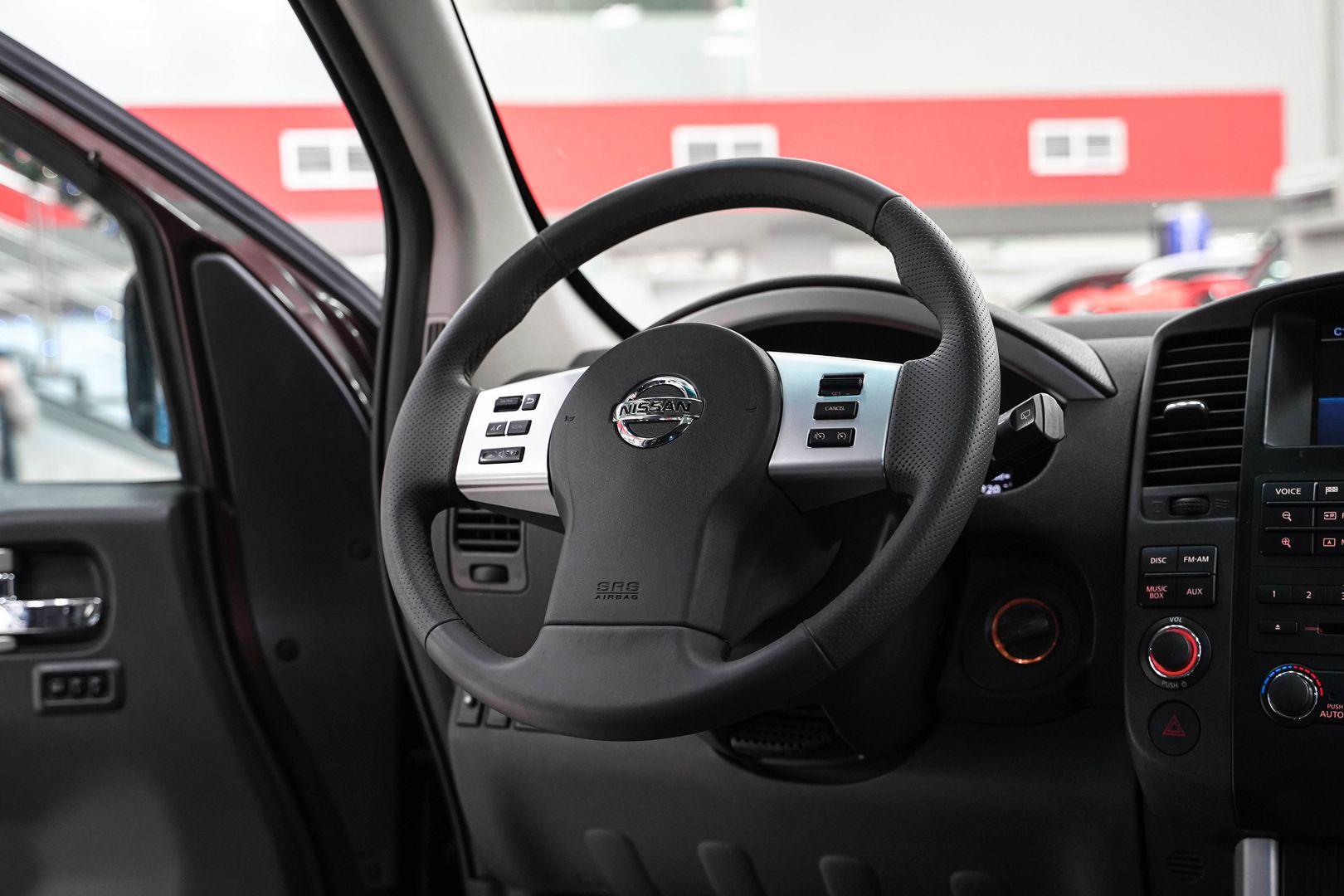 Nissan Pathfinder 2012, коричневый, ДЦ Орехово