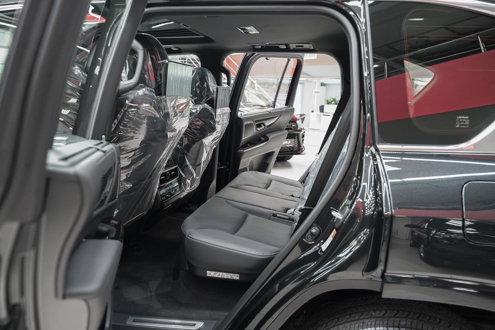 Lexus LX 2025, черный, ДЦ Орехово