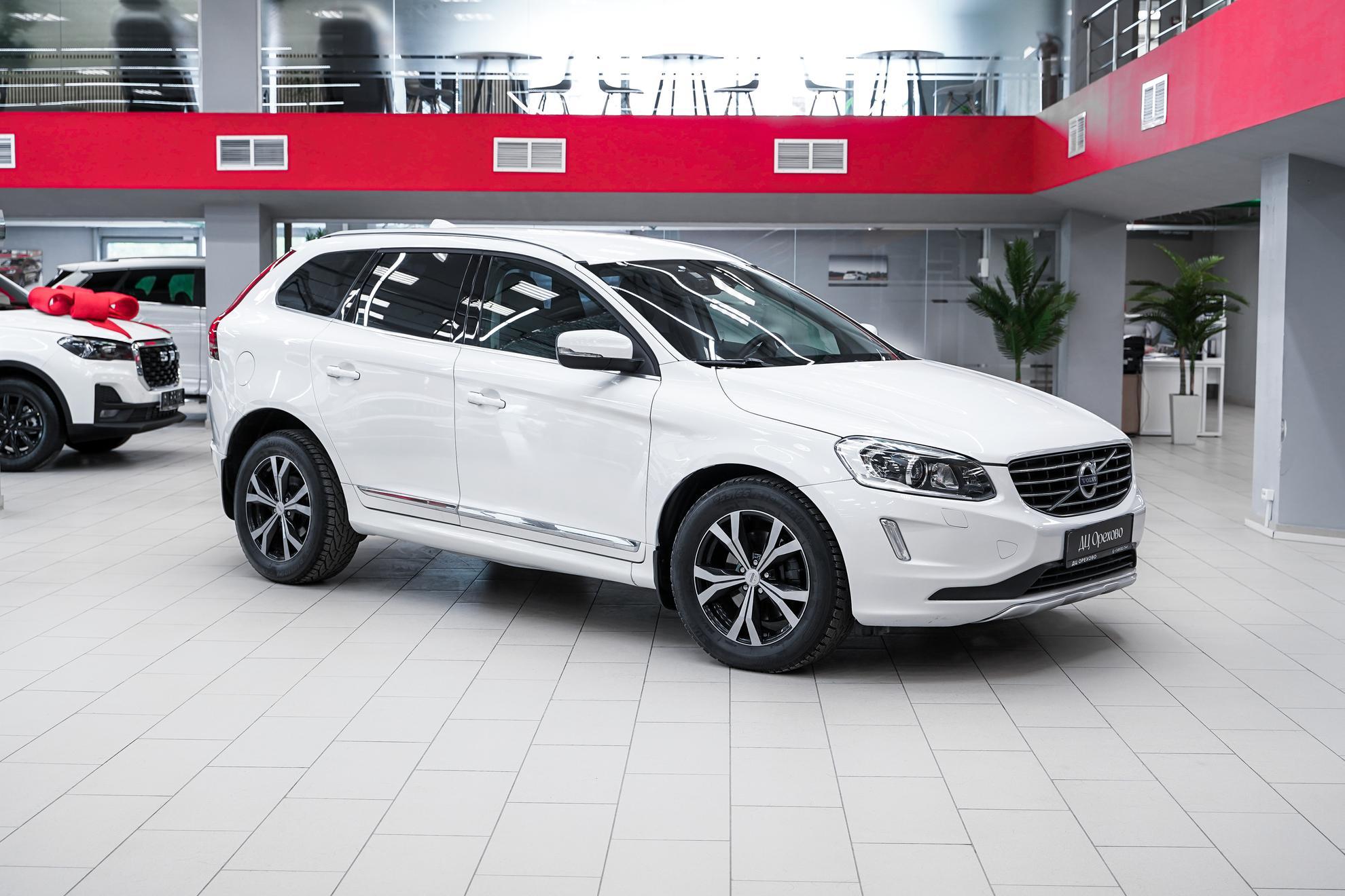 Volvo XC60 2014, белый, ДЦ Орехово