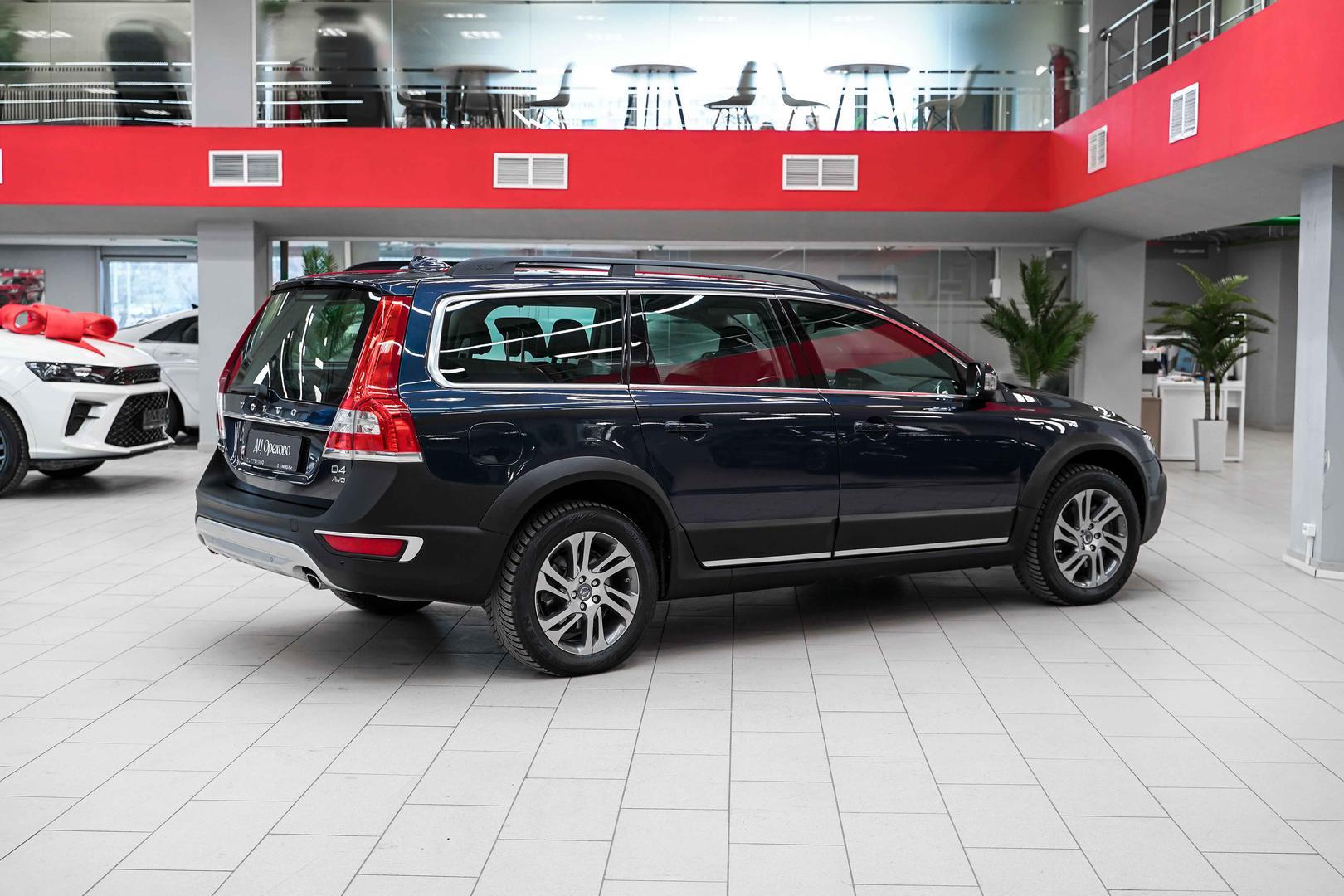 Volvo XC70 2014, синий, ДЦ Орехово