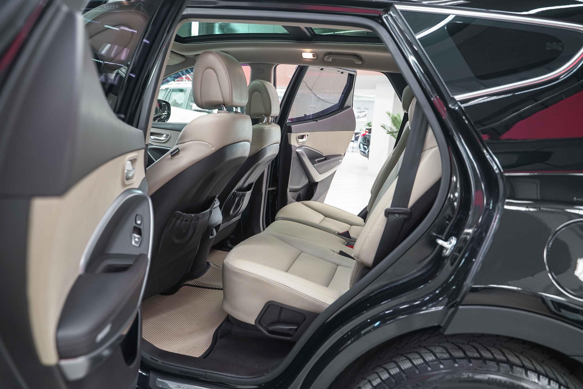 Hyundai Santa Fe 2013, черный, ДЦ Орехово