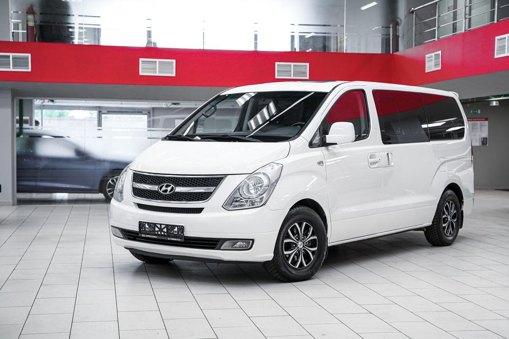 Hyundai Grand Starex 2011, белый, ДЦ Орехово