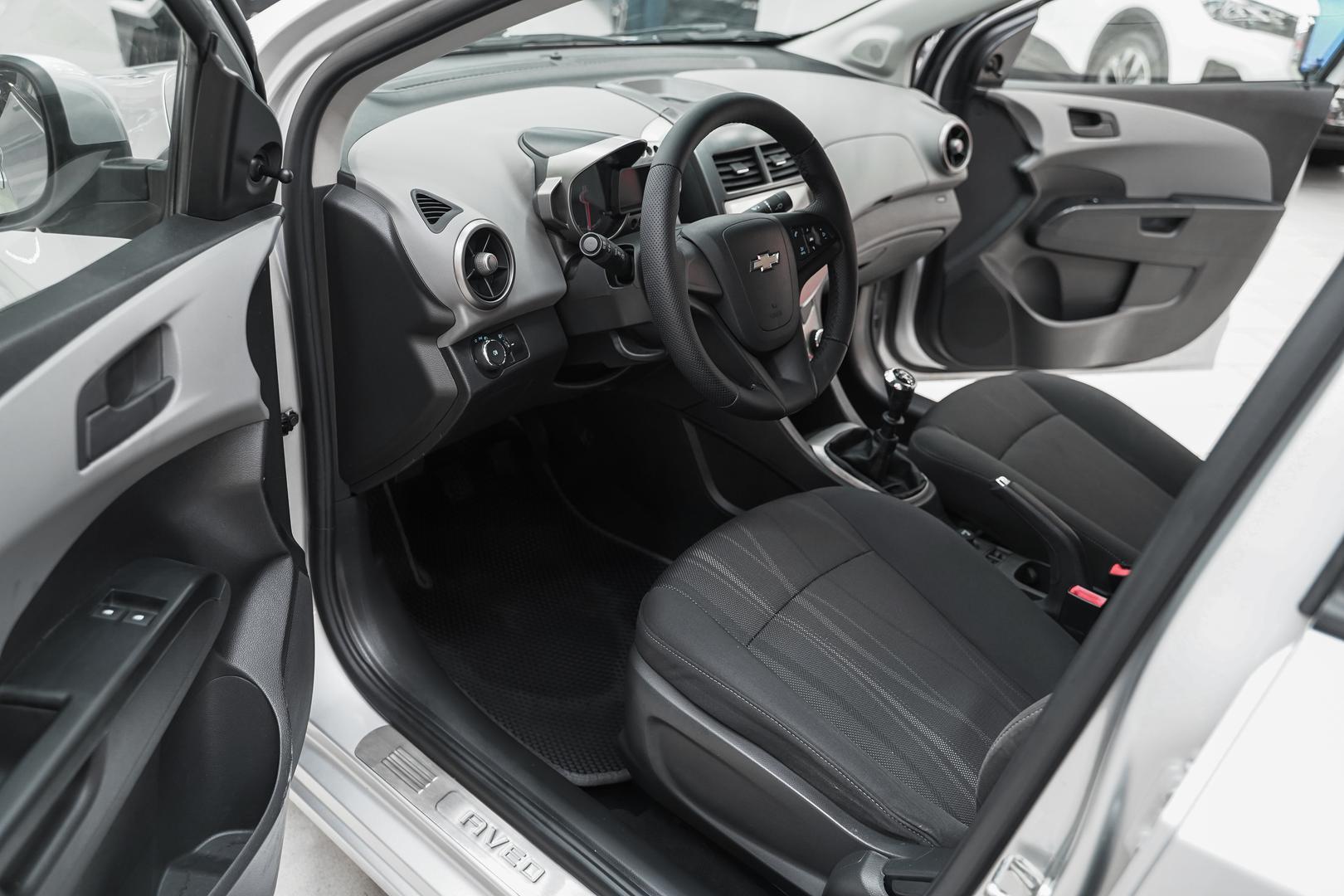 Chevrolet Aveo 2013, серебряный, ДЦ Орехово