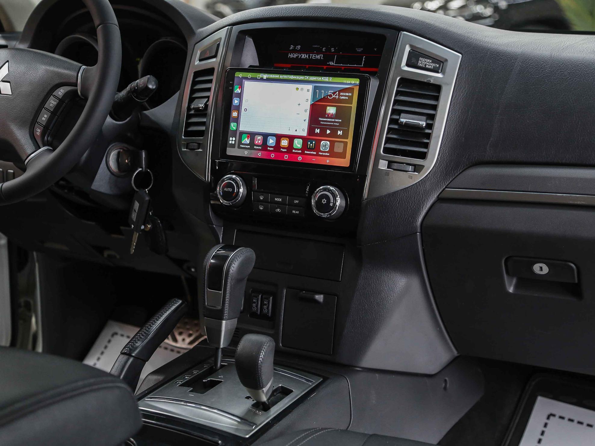 Mitsubishi Pajero 2018, белый, ДЦ Орехово