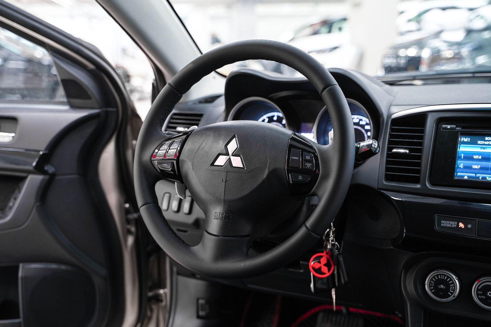 Mitsubishi Lancer 2008, бежевый, ДЦ Орехово