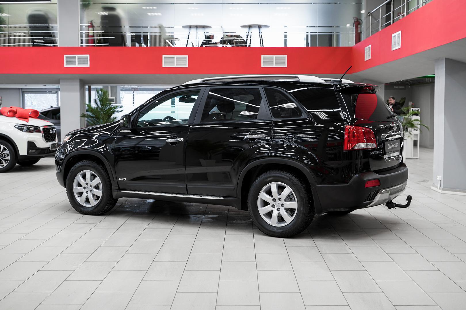 Kia Sorento 2012, черный, ДЦ Орехово