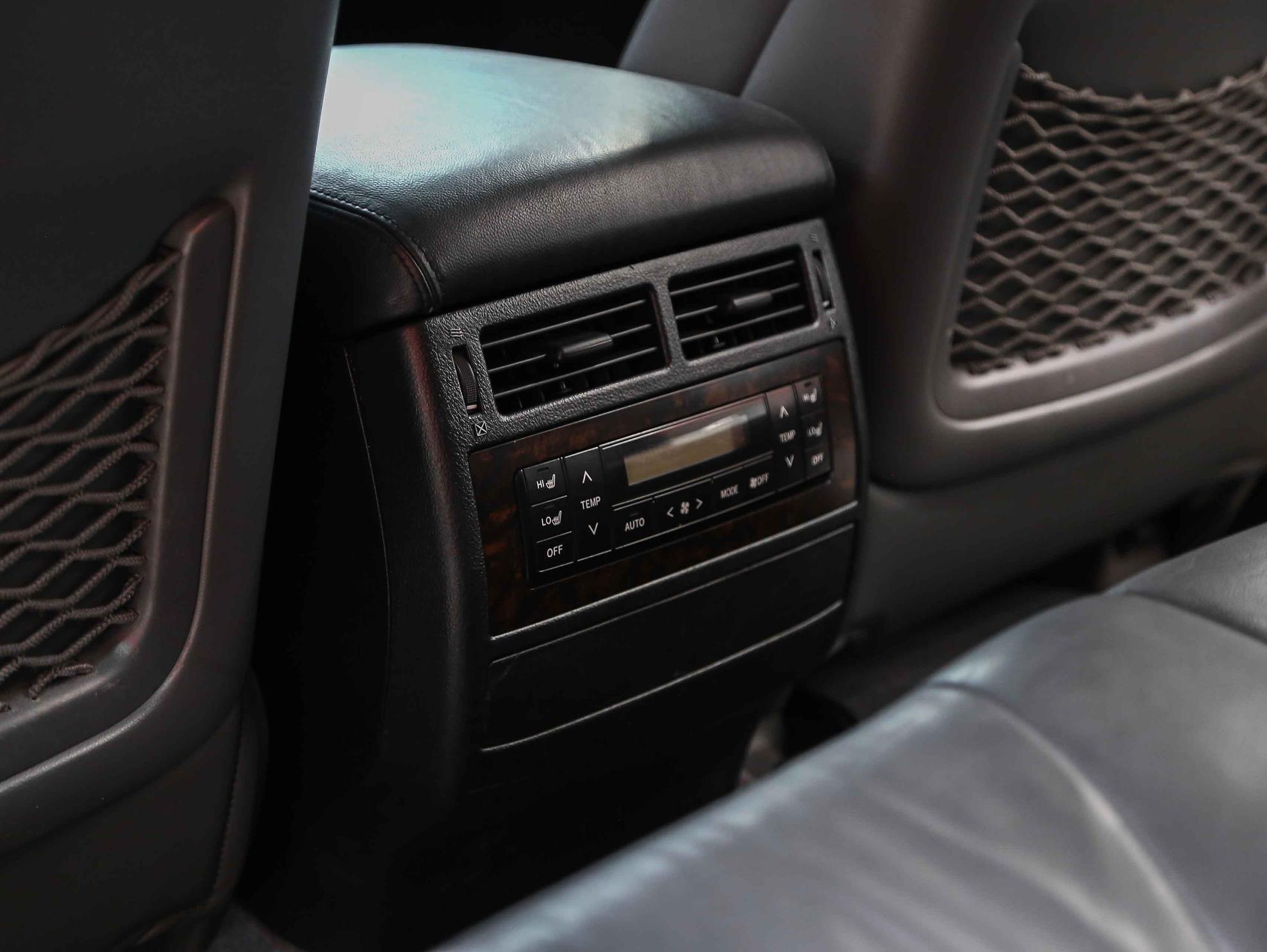 Toyota Land Cruiser 2010, черный, ДЦ Орехово