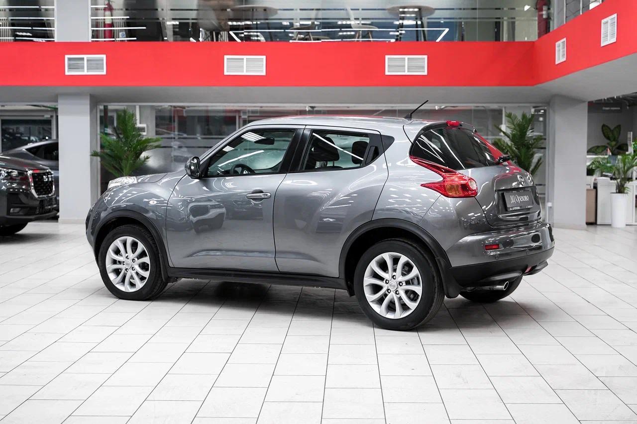 Nissan Juke 2011, серый, ДЦ Орехово
