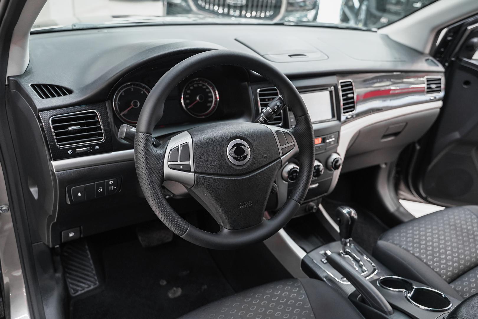 SsangYong Actyon 2013, серый, ДЦ Орехово