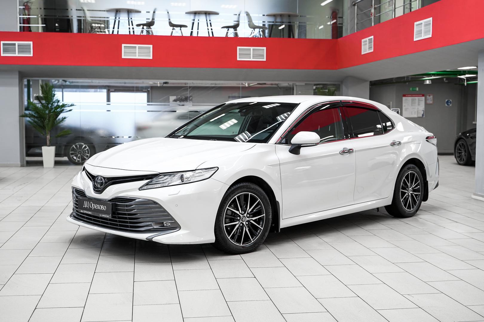 Toyota Camry 2020, белый, ДЦ Орехово