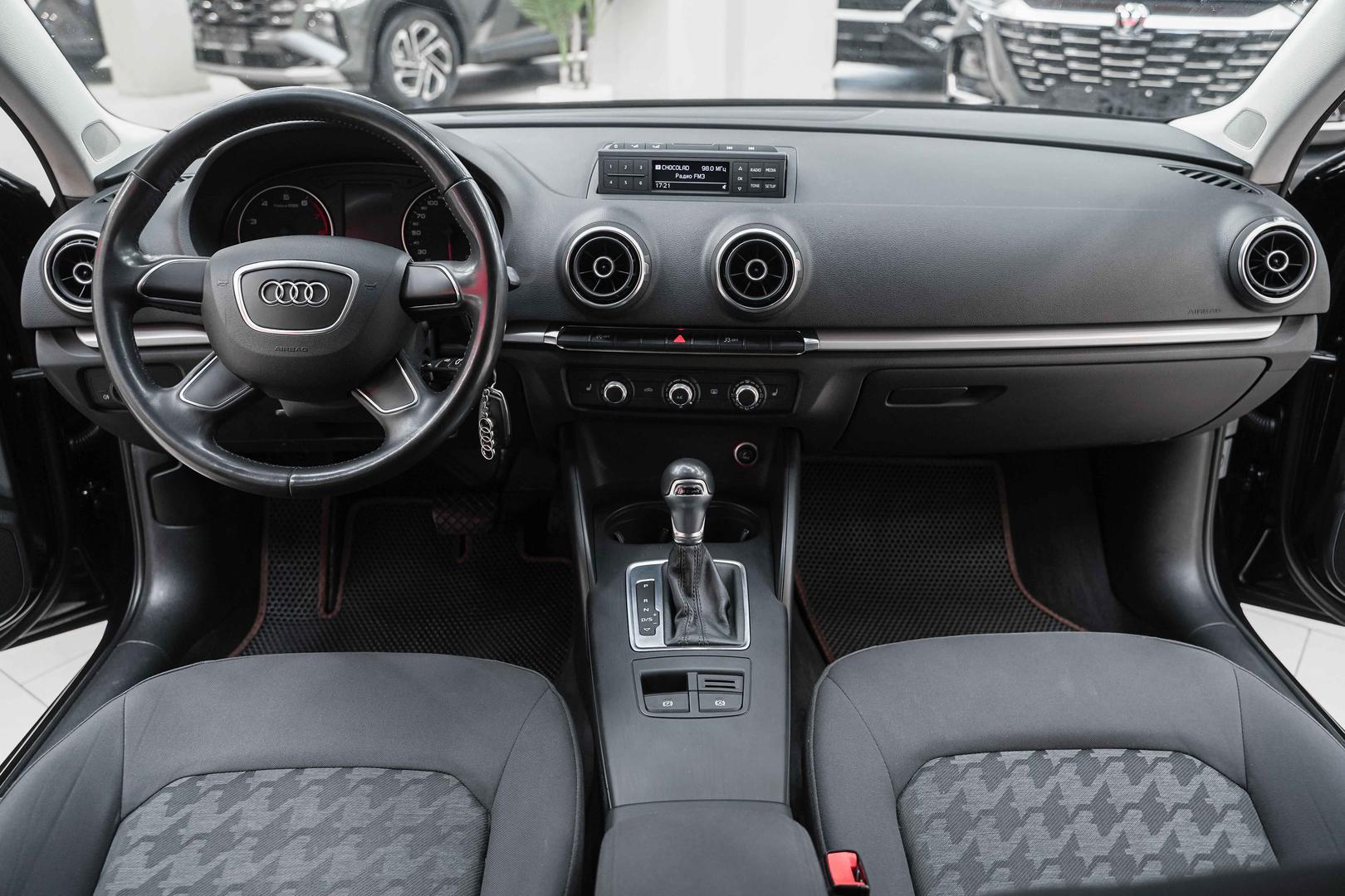 Audi A3 2014, черный, ДЦ Орехово