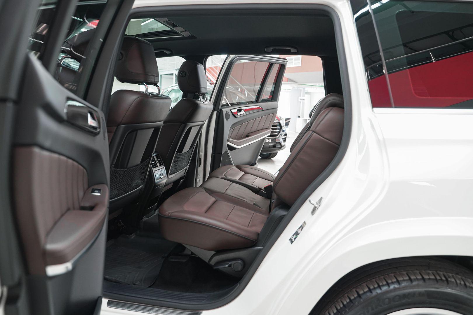 Mercedes-Benz GL-Класс 2013, белый, ДЦ Орехово